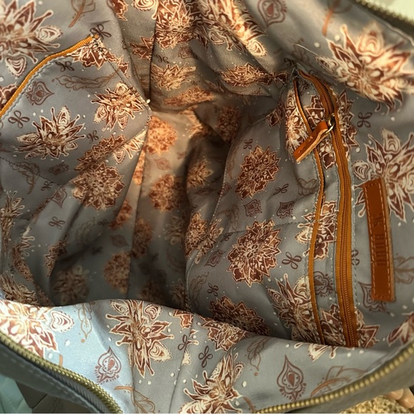 HOBO Large Sheila Satchel crossbody - Picture 3 of 6